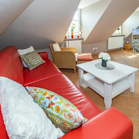 Elaine, App 29 Apartman